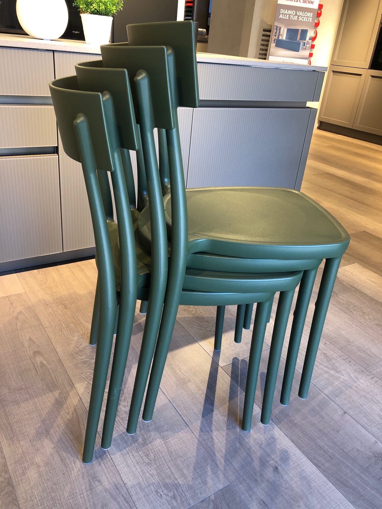 sedia-milano-colico-verde-outlet-2 sedia-milano-colico-verde-outlet-2