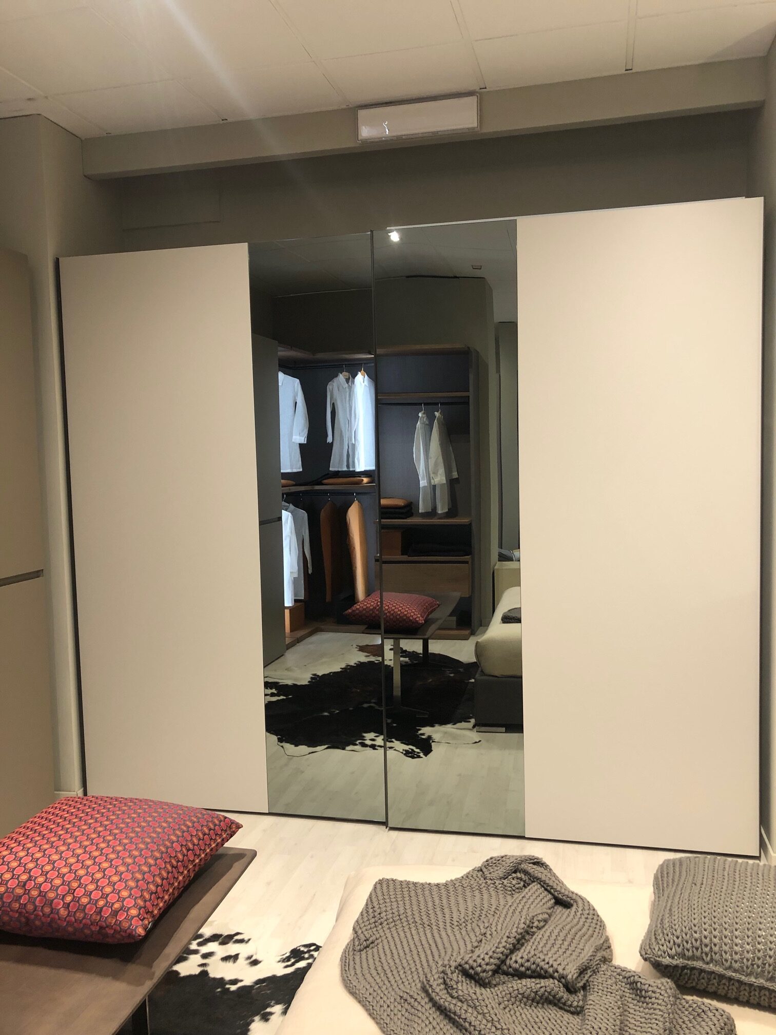 Armadio Novamobili Offset outlet - Giriga