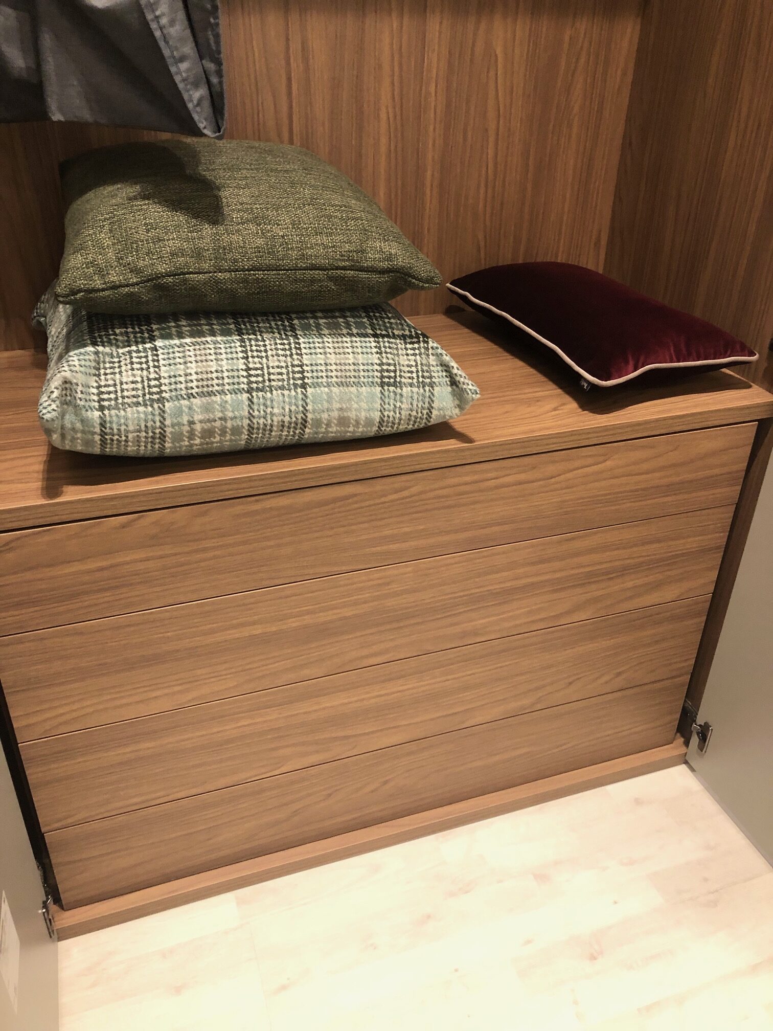 armadio-flat-caccaro-prezzo-outlet-4