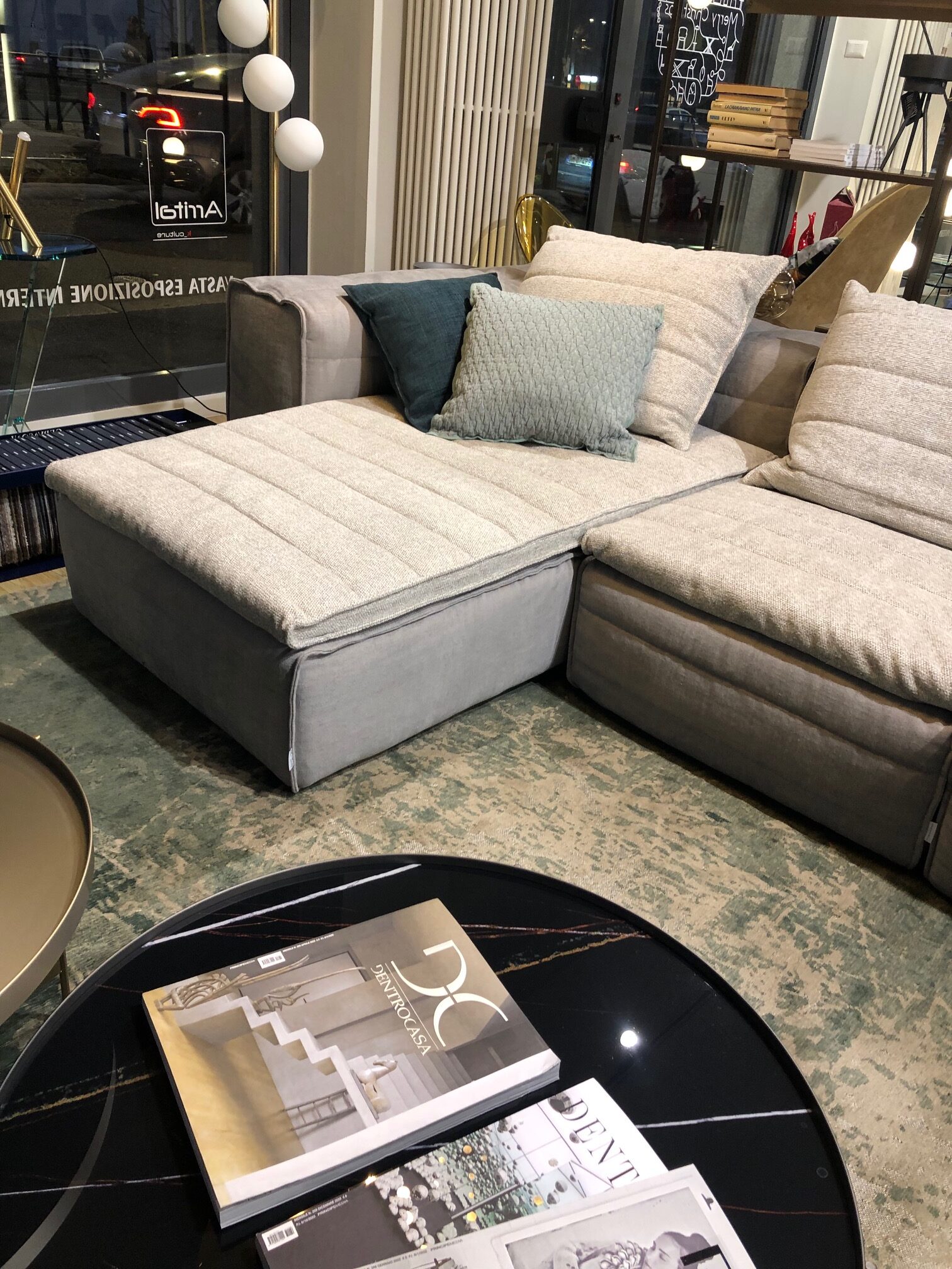 divano-samet-high-gervasoni-outlet-2 divano-samet-high-gervasoni-outlet-2