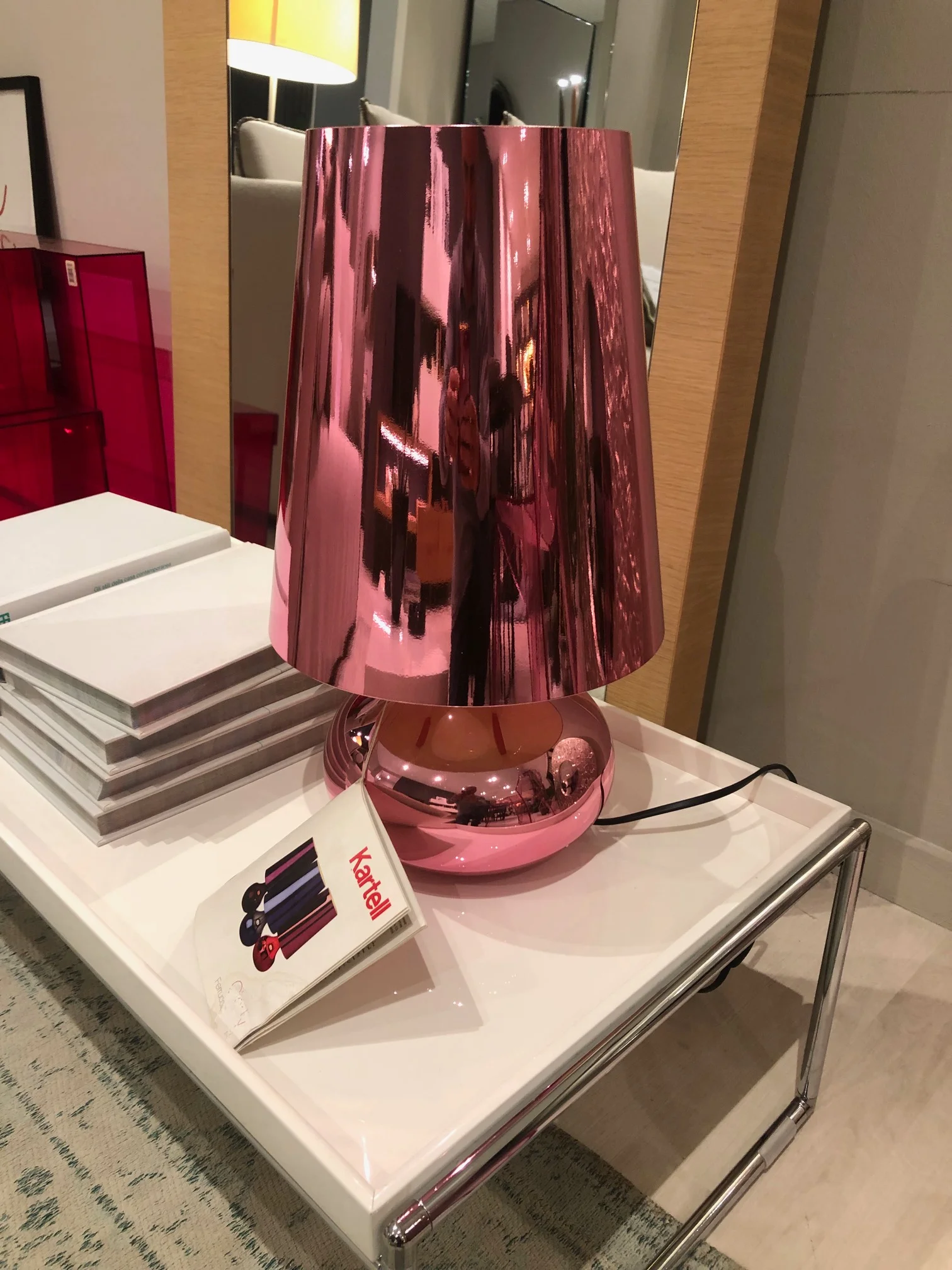 lampada-cindy-kartell-outlet-1-4 lampada-cindy-kartell-outlet-1-4