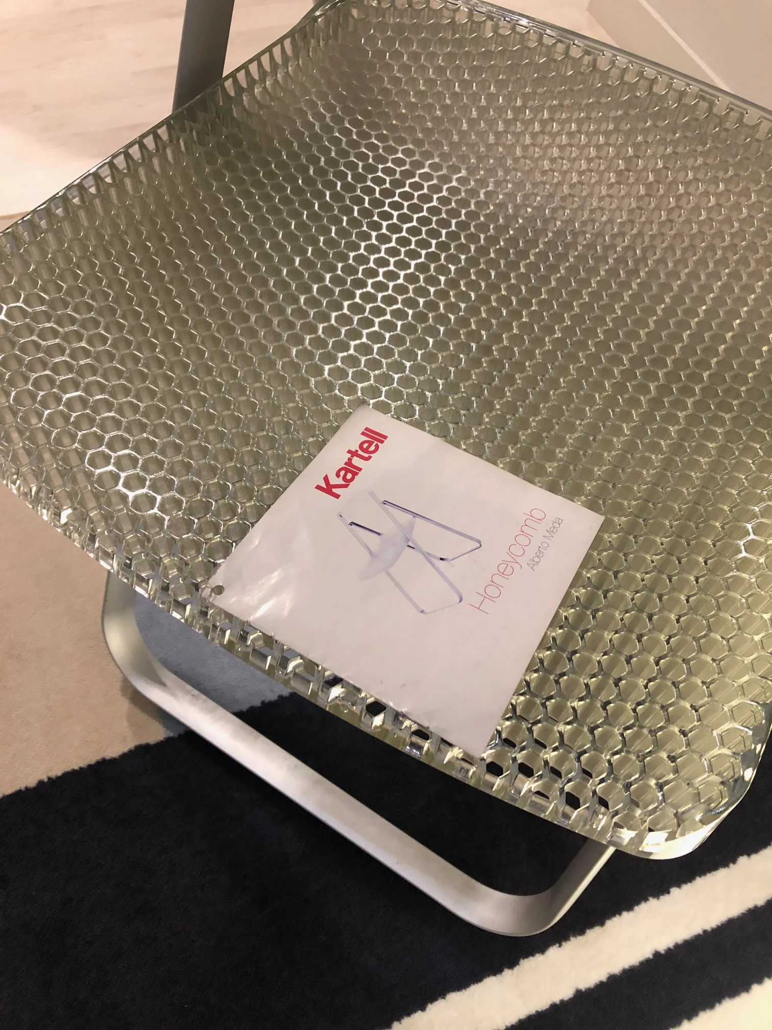 sedia-pieghevole-honeycomb-kartell-1-3